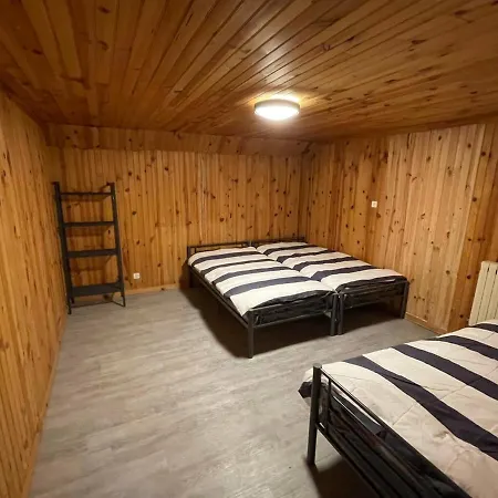 21 Couchages Avec Piscine Interieure Chauffee