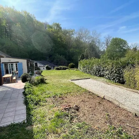 Nyaraló 21 Couchages Avec Piscine Interieure Chauffee Belleu